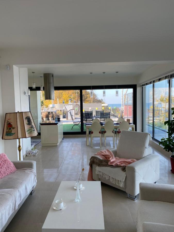 Penthouse Bluesky Apartment Rewal Bagian luar foto