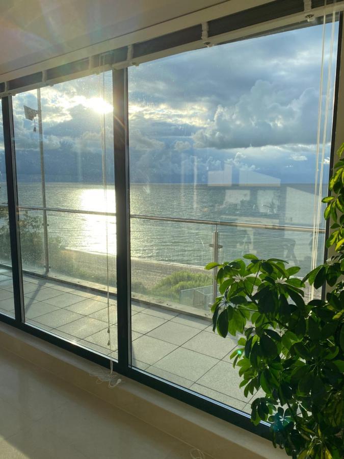Penthouse Bluesky Apartment Rewal Bagian luar foto